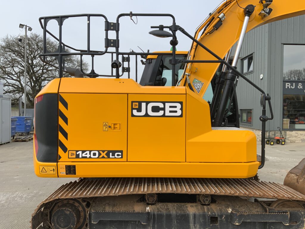 JCB 140X LC Digger (ST26188)