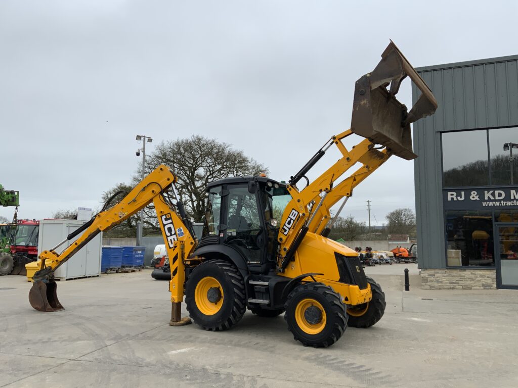 JCB 3CX Eco Wheeled Digger (ST26191)