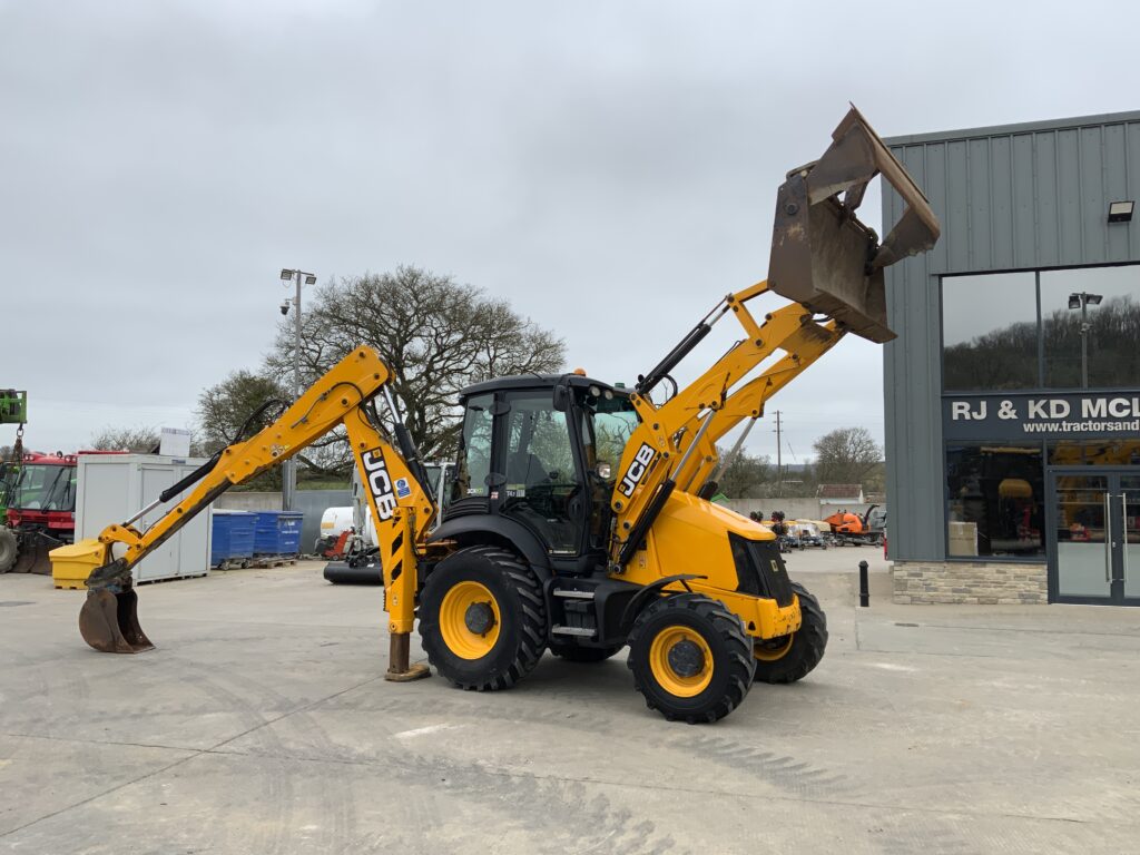 JCB 3CX Eco Wheeled Digger (ST26191)