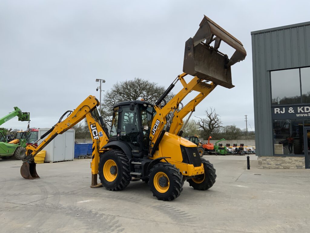 JCB 3CX Eco Wheeled Digger (ST26191)