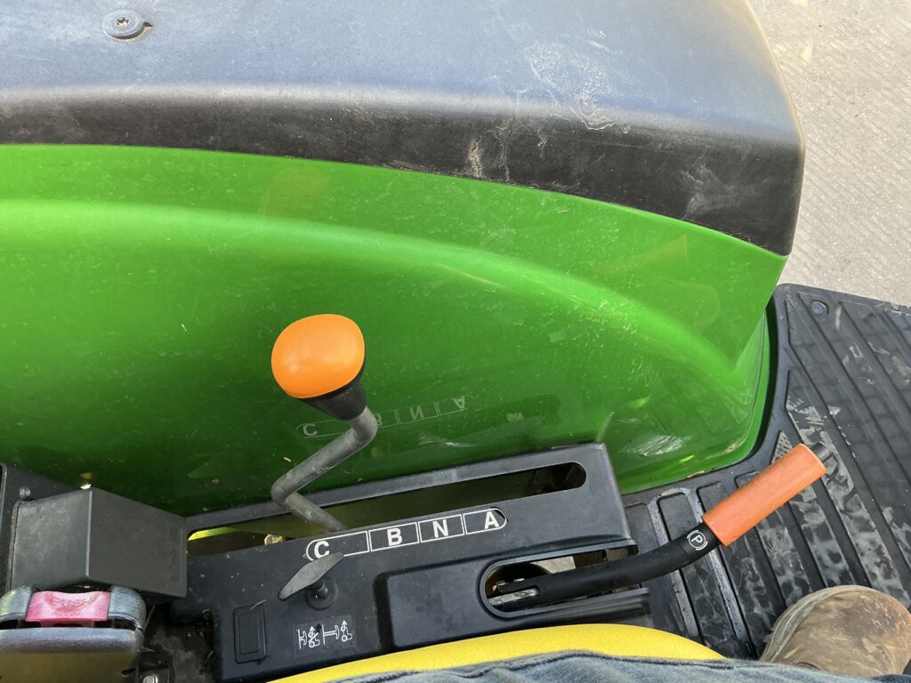 John Deere 4049M Tractor (ST26251)