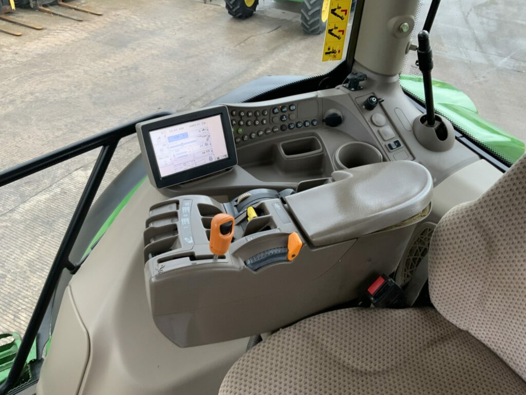 John Deere 6190R Tractor (ST24931)