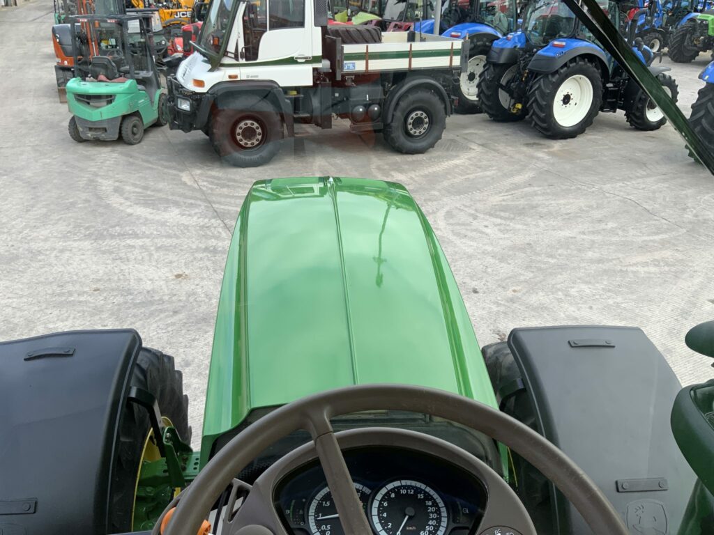 John Deere 6215R Tractor (ST24428)