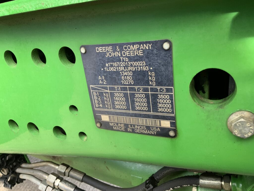 John Deere 6215R Tractor (ST24593)