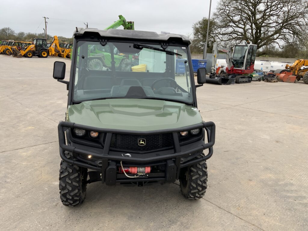 John Deere XUV 865M Gator (ST24249)