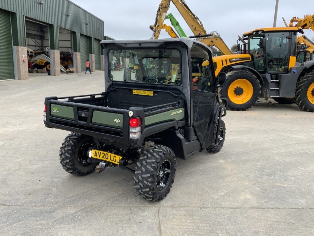 John Deere XUV 865M Gator (ST24249)