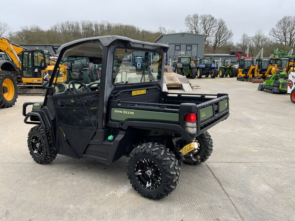 John Deere XUV 865M Gator (ST24249)