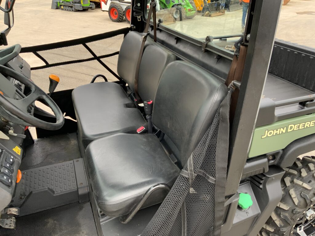 John Deere XUV 865M Gator (ST24249)