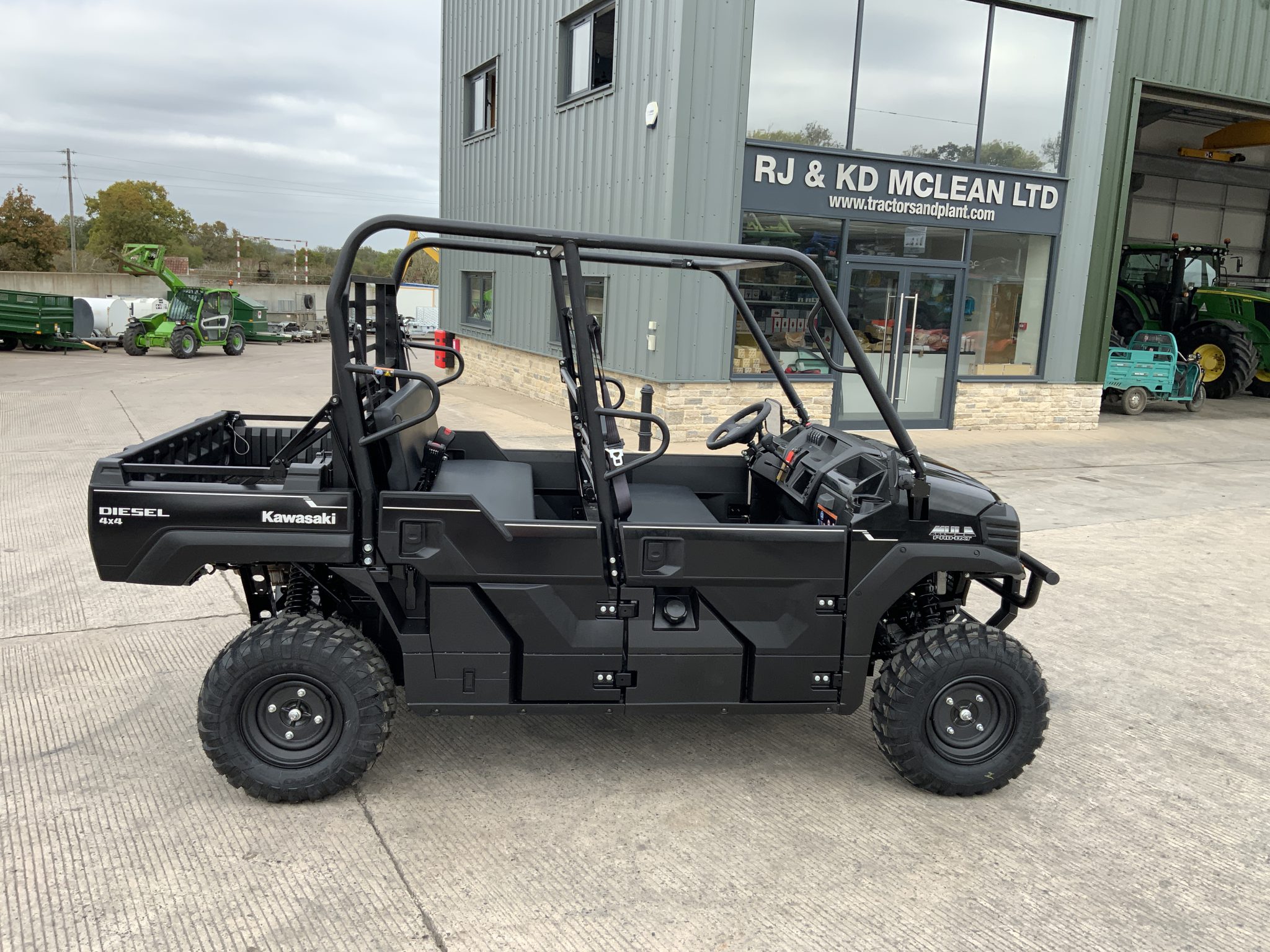 kawasaki-pro-dxt-twin-seater-mule-unused-st24703-copy-auto-draft-img-2374-2048x1536