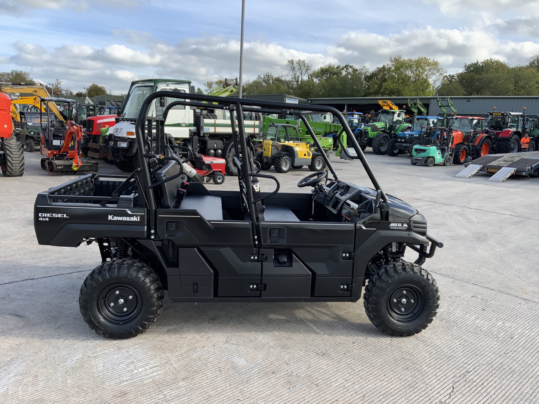 kawasaki-pro-dxt-twin-seater-mule-unused-st24704-copy-auto-draft-img-2169-2048x1536