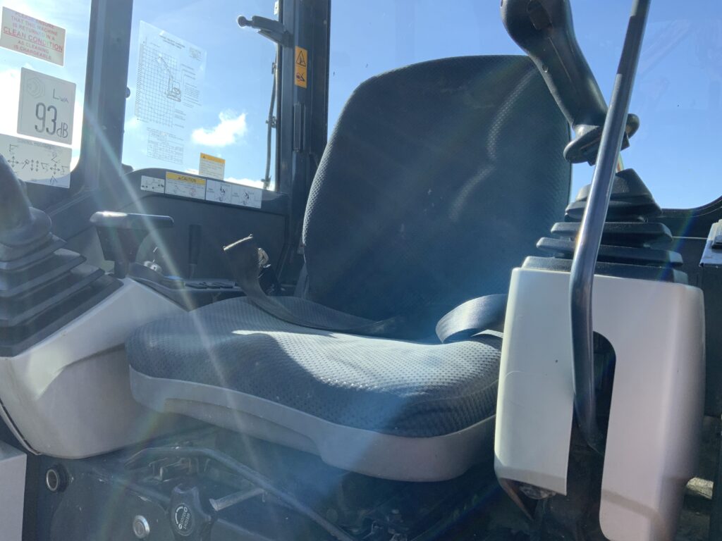 Kobelco SK45 Digger (ST25914)