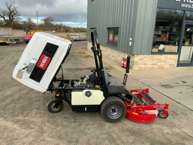 toro-z8000-series-lawn-mower-st21609-02cd71115d2e47eeb0d6984b0cf5e4b2
