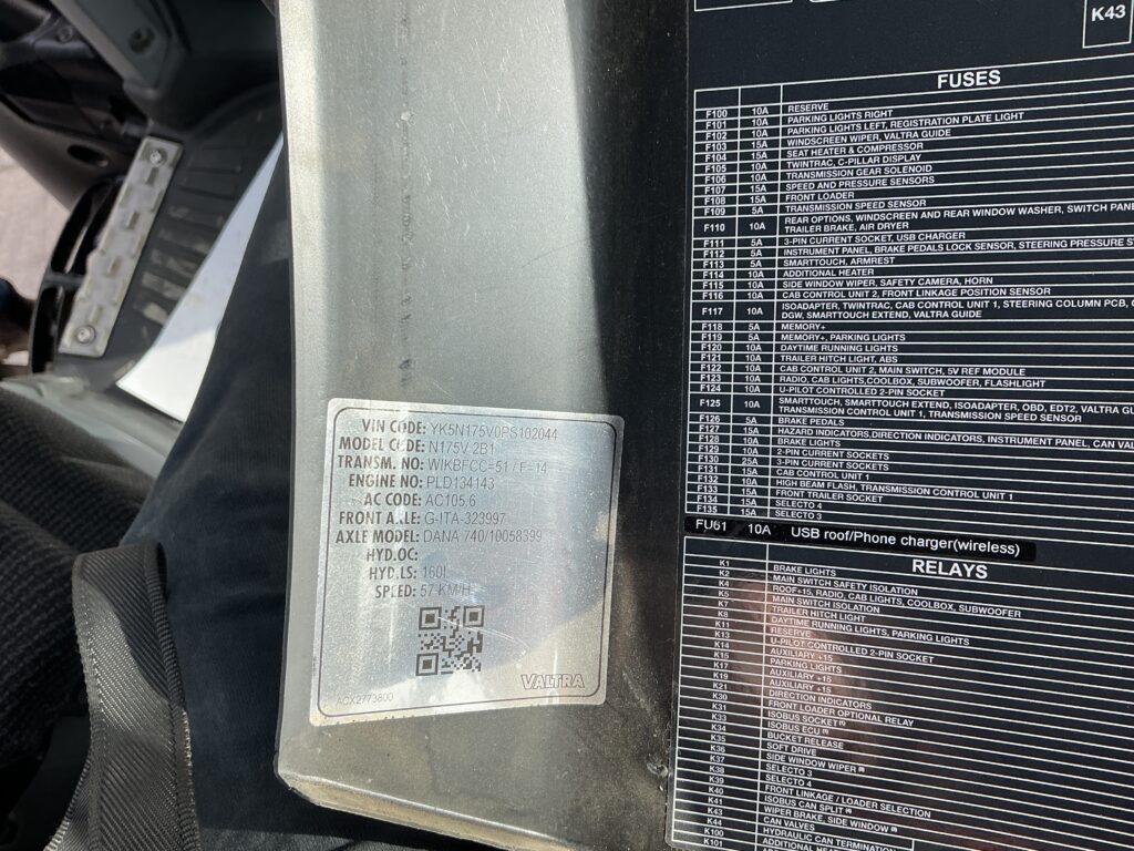 Valtra N175 Versu Unlimited Tractor (ST25906)