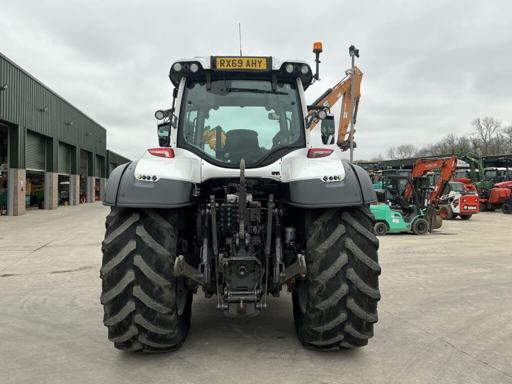Valtra T234 Versu Tractor (ST25939)