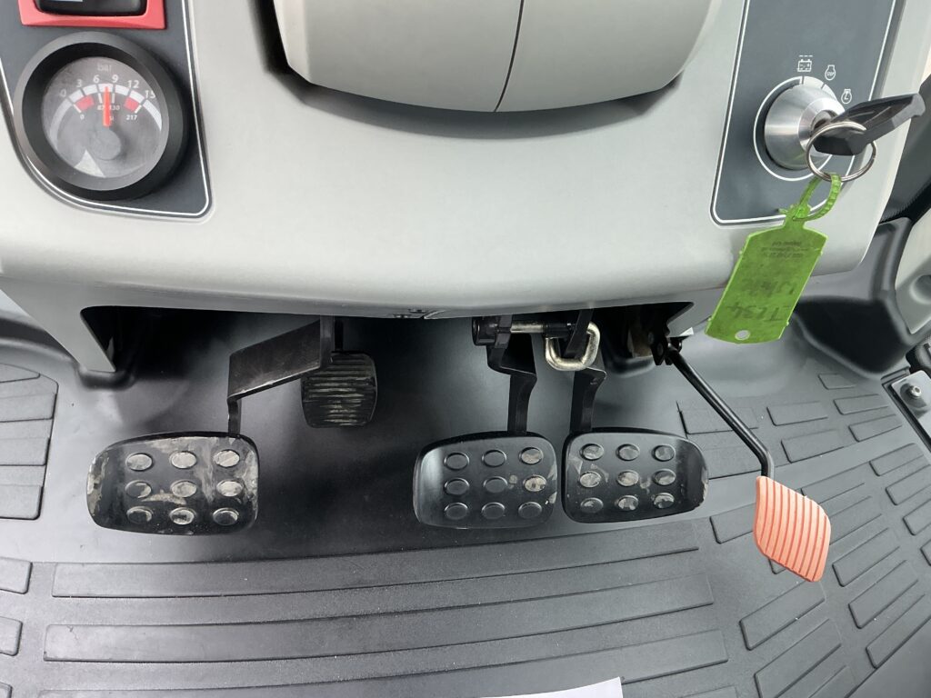 Valtra T234 Versu Tractor (ST25939)