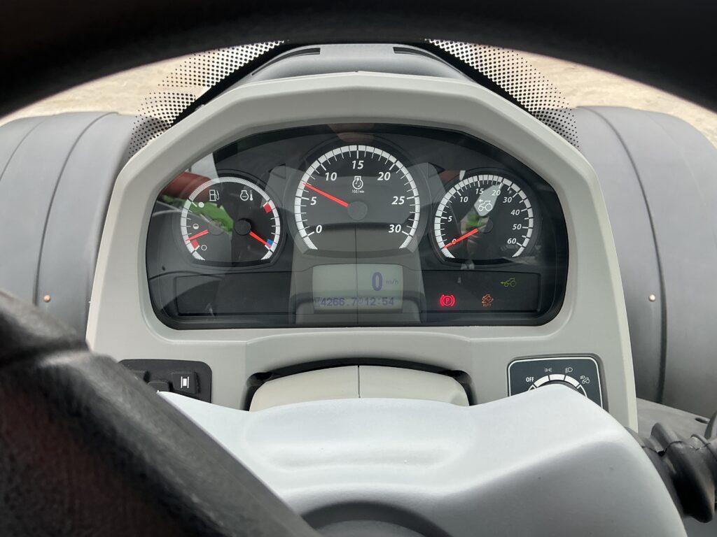 Valtra T234 Versu Tractor (ST25939)