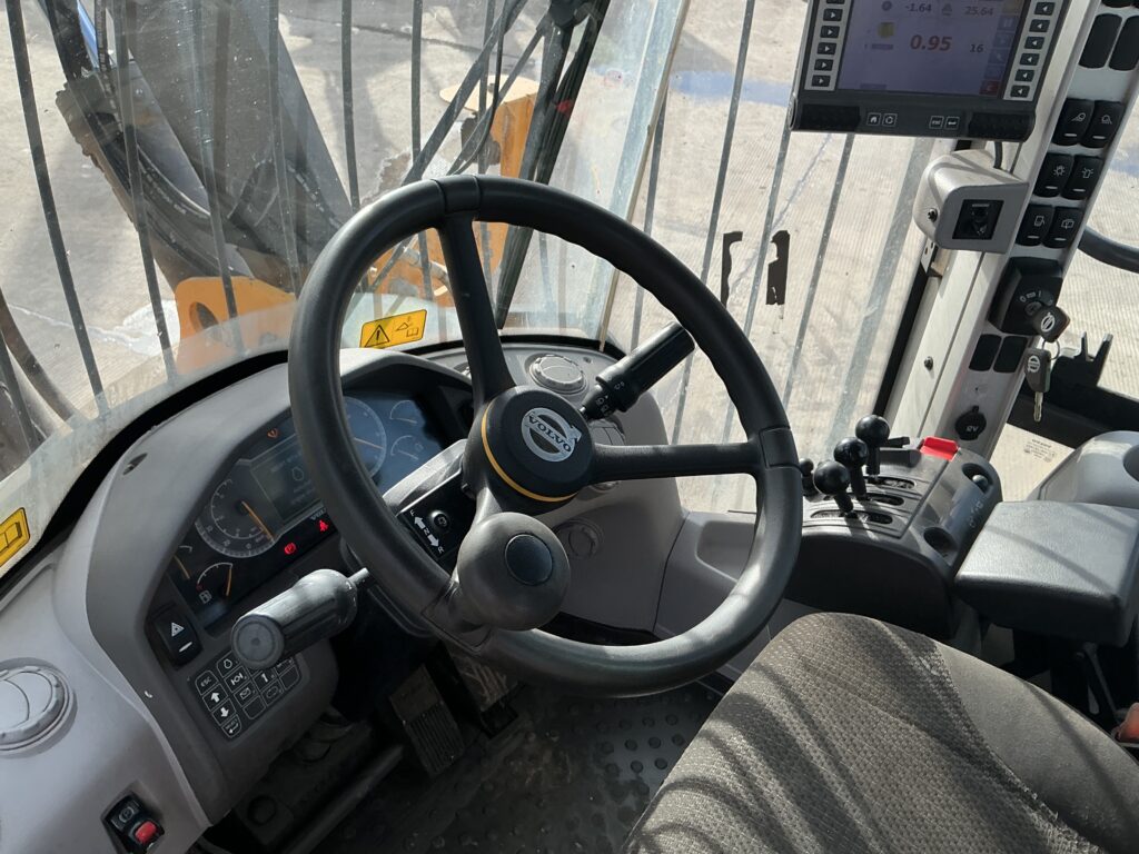 Volvo L70H Wheeled Loading Shovel (ST26066)