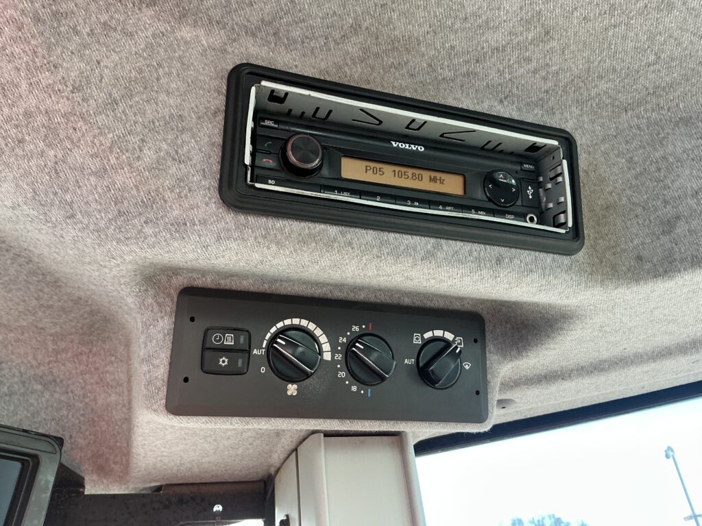 Volvo L70H Wheeled Loading Shovel (ST26066)