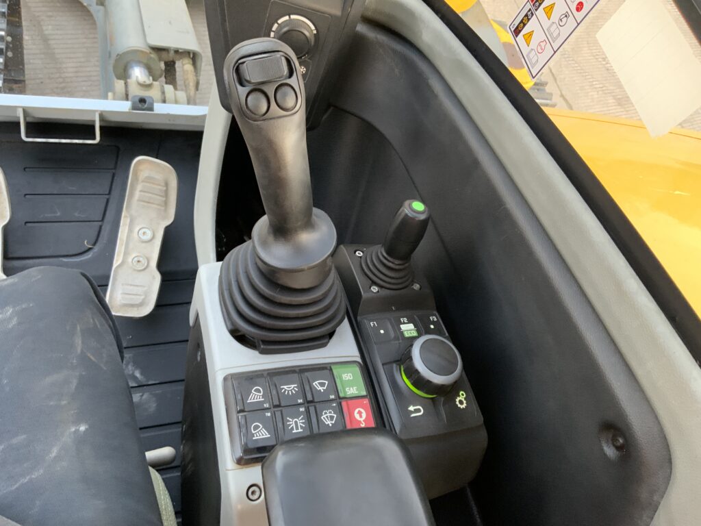 Wacker Neuson ET145 Off set boom Digger (ST25737)