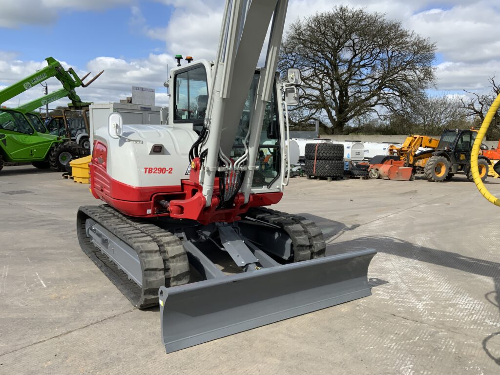 New Unuesd Takeuchi TB290-2 & Engcon Tilt Rotator