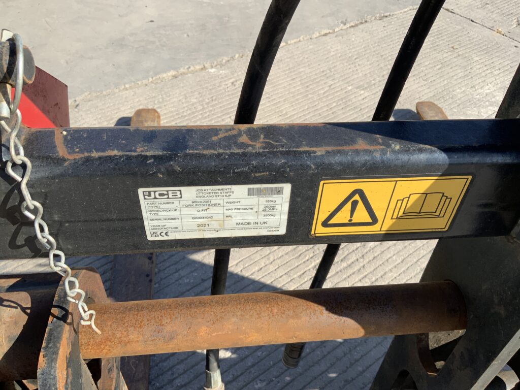 JCB Q Fit Fork Positioners