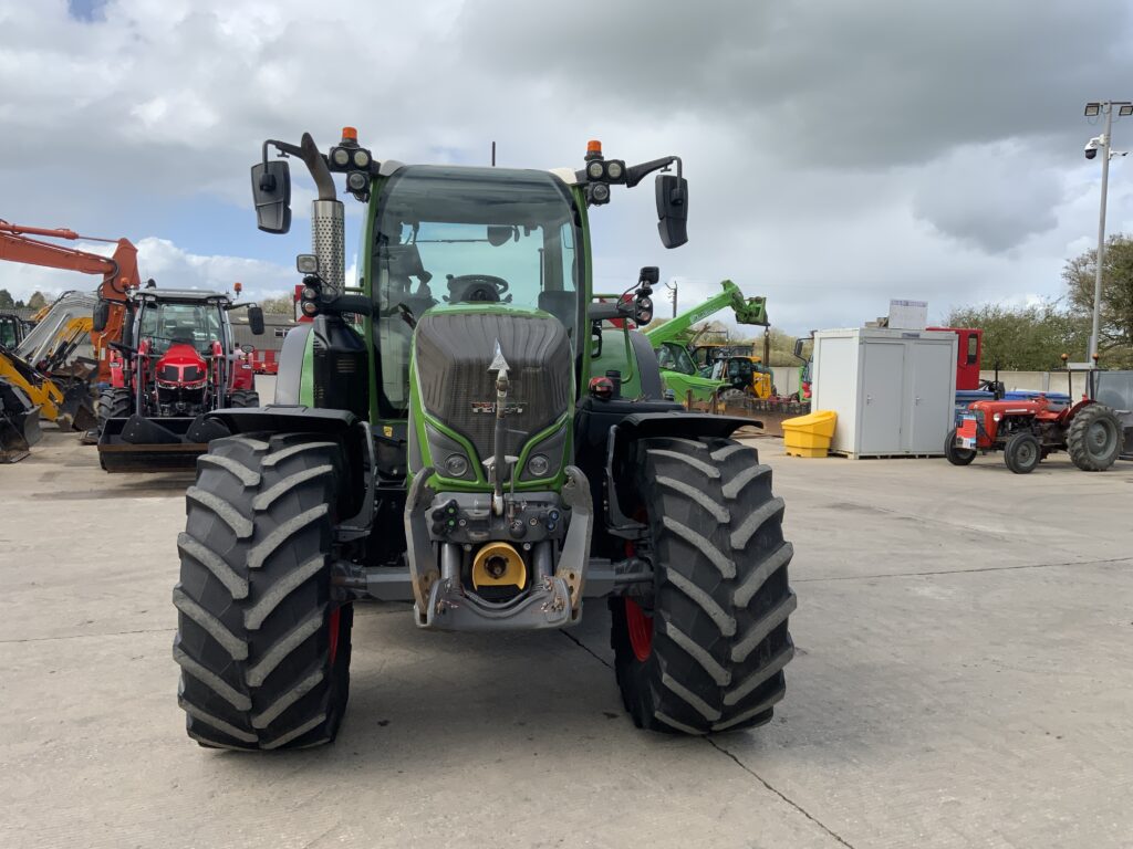 Fendt 724 Power Plus Tractor (ST26344)