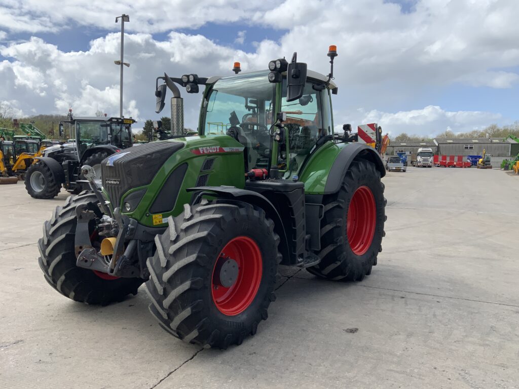 Fendt 724 Power Plus Tractor (ST26344)