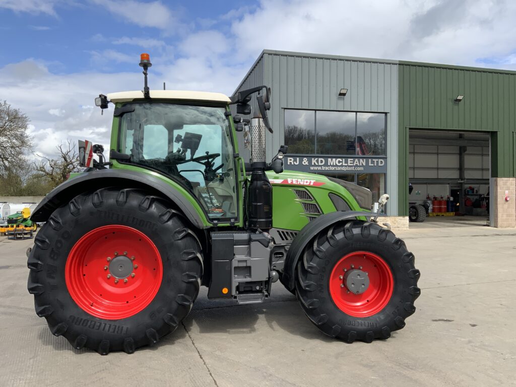 Fendt 724 Power Plus Tractor (ST26344)