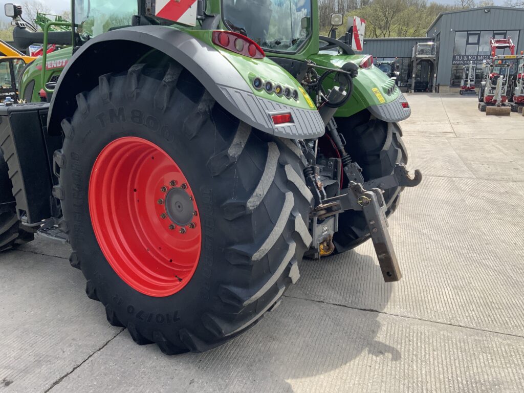 Fendt 724 Power Plus Tractor (ST26344)