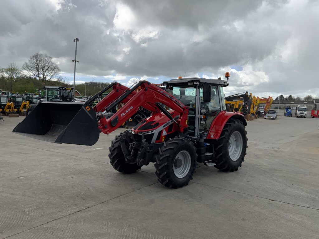 Massey Ferguson 5S.125 Tractor (ST26374)