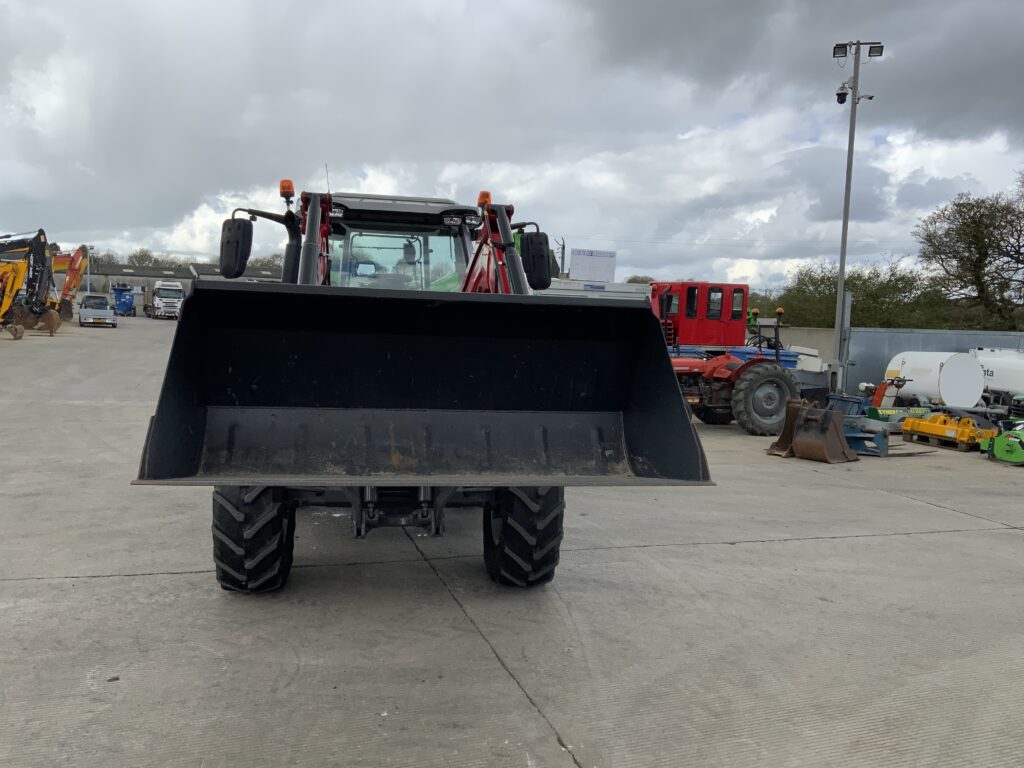 Massey Ferguson 5S.125 Tractor (ST26374)