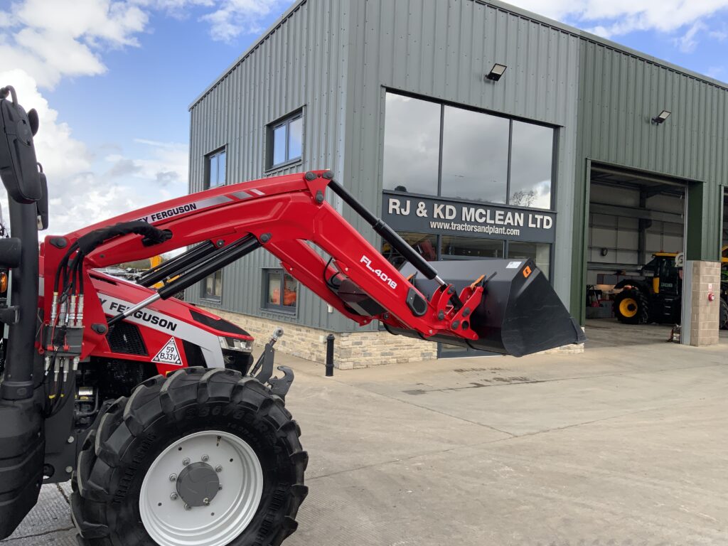 Massey Ferguson 5S.125 Tractor (ST26374)