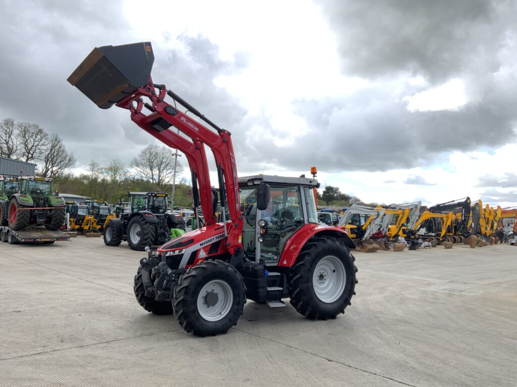 Massey Ferguson 5S.125 Tractor (ST26374)