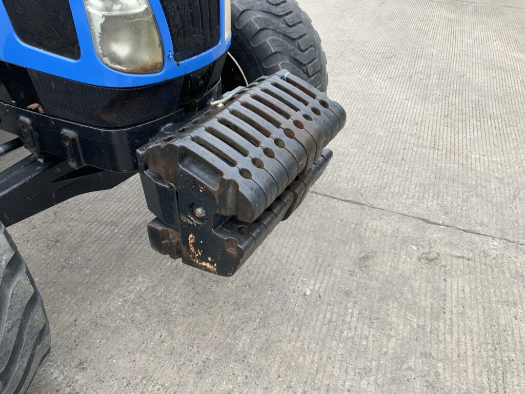 New Holland T5050 Tractor (ST25988)