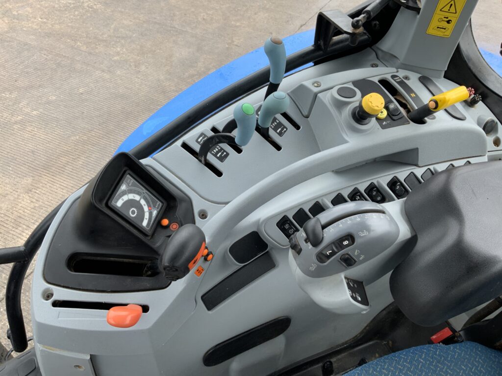 New Holland T6.150 Tractor (ST26009)