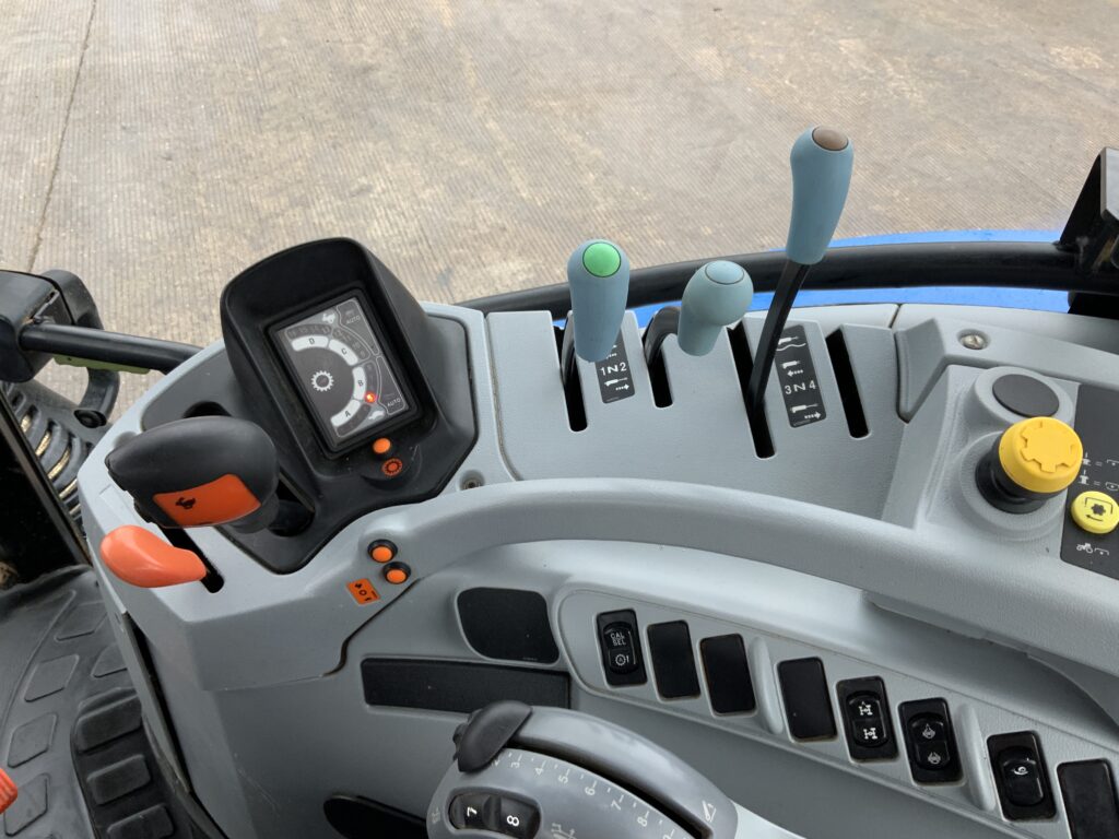 New Holland T6.150 Tractor (ST26009)