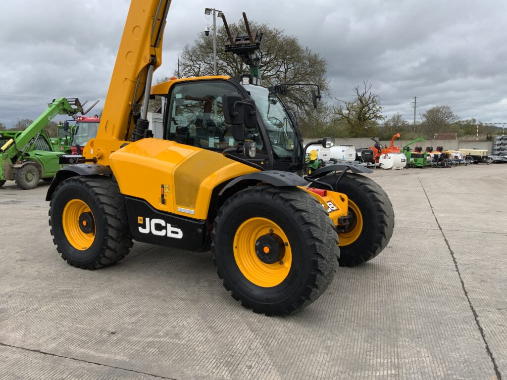 JCB 542-70 Agri Xtra Telehandler (ST25742)