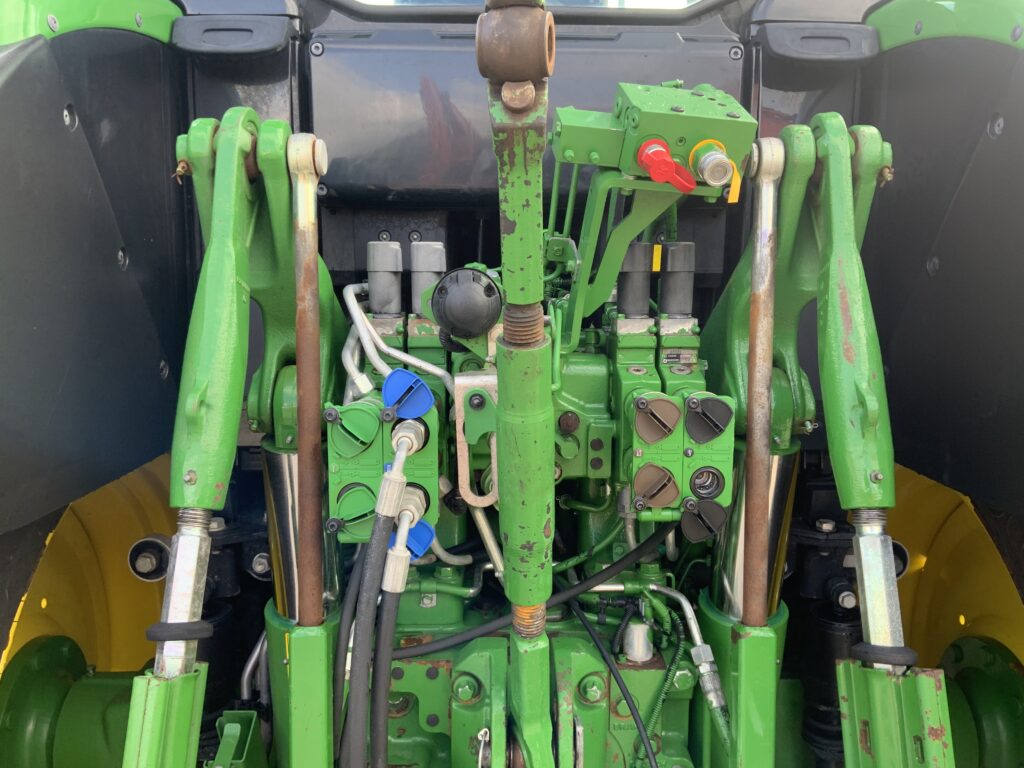 John Deere 6155M Tractor (ST26284)