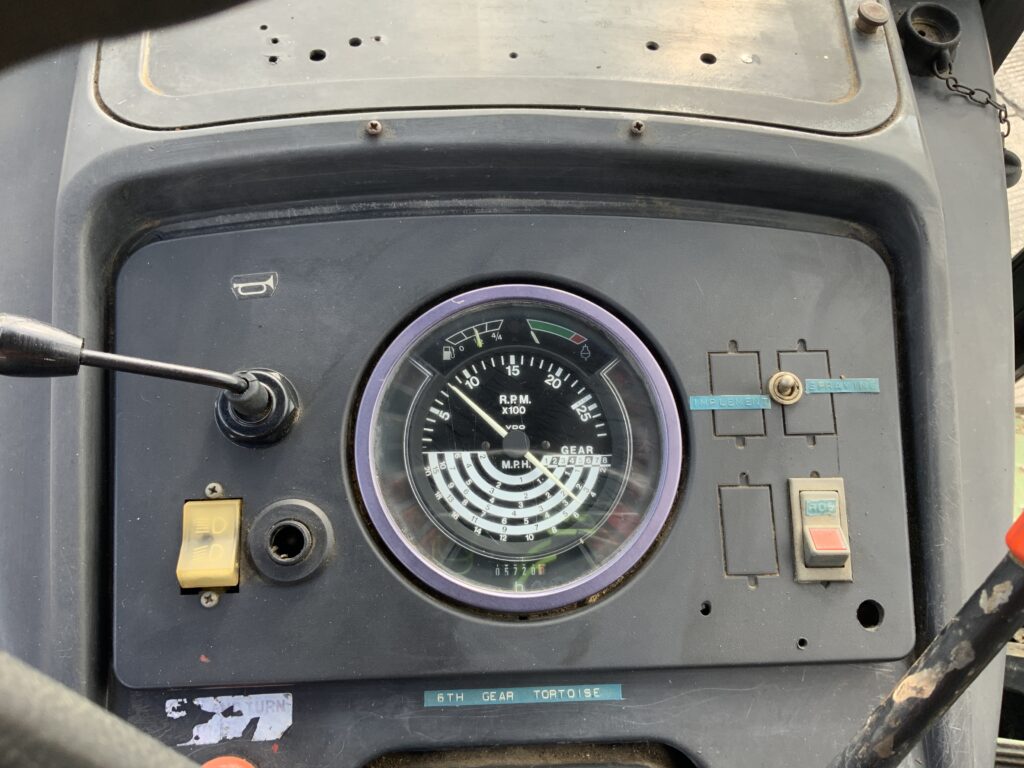John Deere 2140 Tractor (ST26338)