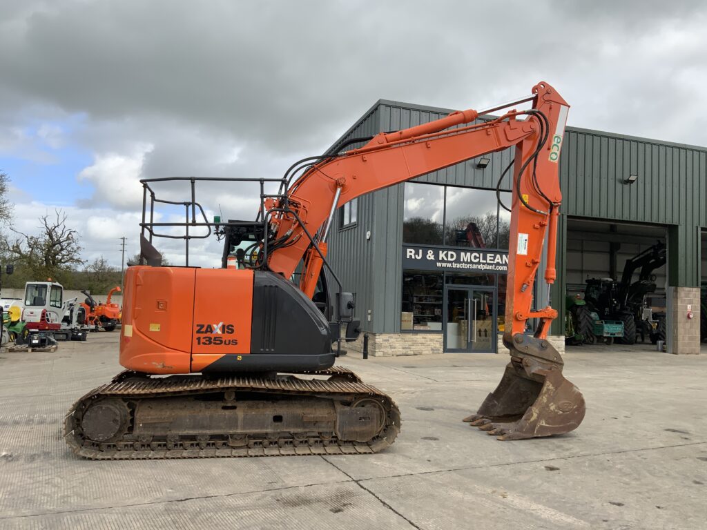 Hitachi ZX135 US-5B Digger (ST25917)