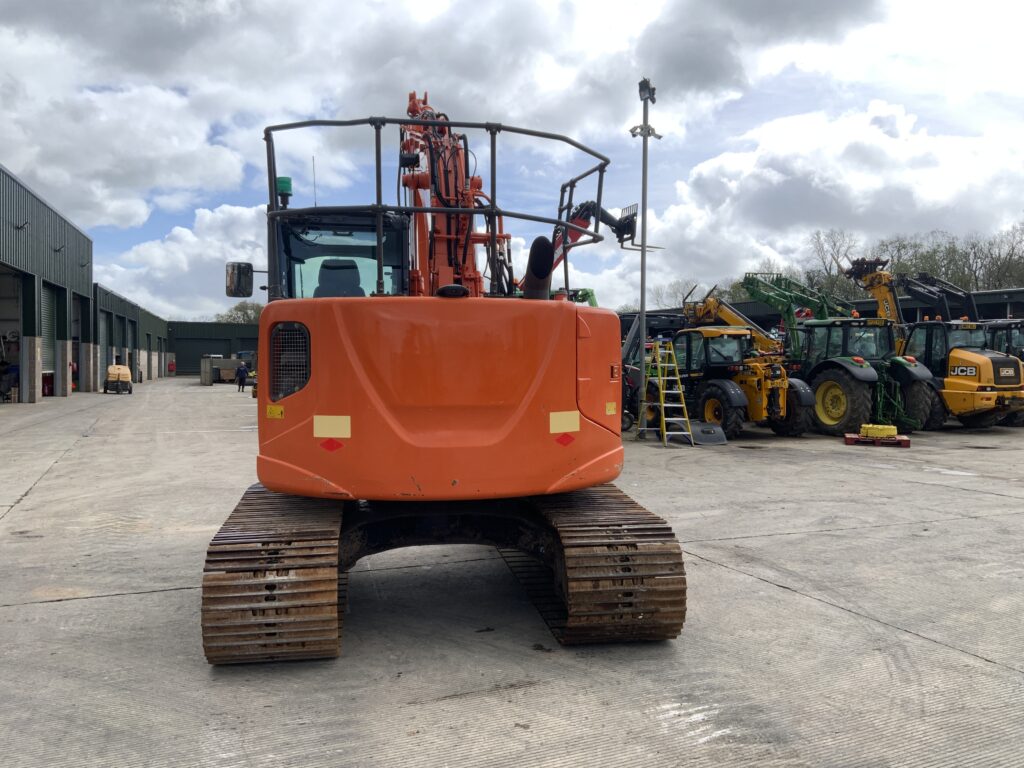 Hitachi ZX135 US-5B Digger (ST25917)