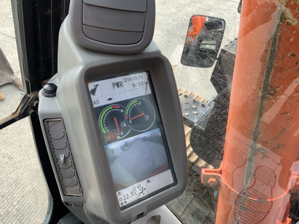 Hitachi ZX135 US-5B Digger (ST25917)