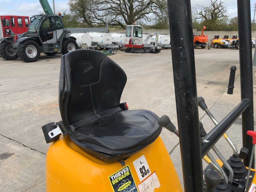 JCB 8008 CT Micro Digger (ST26409)