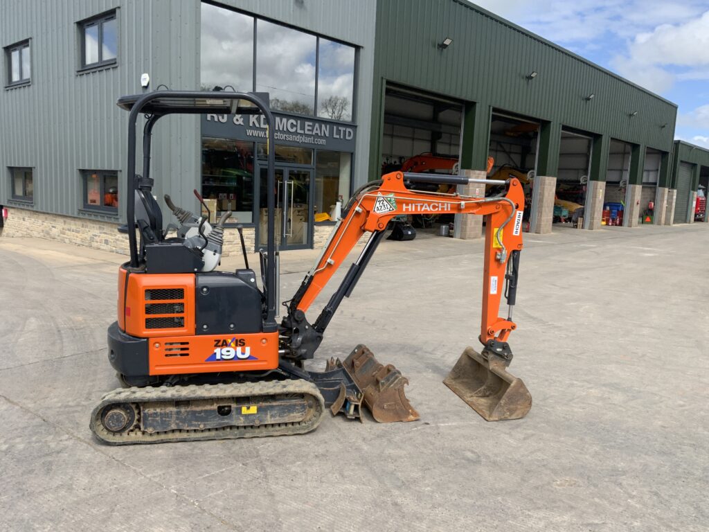 Hitachi Zaxis 19U-6 Digger (ST26444)