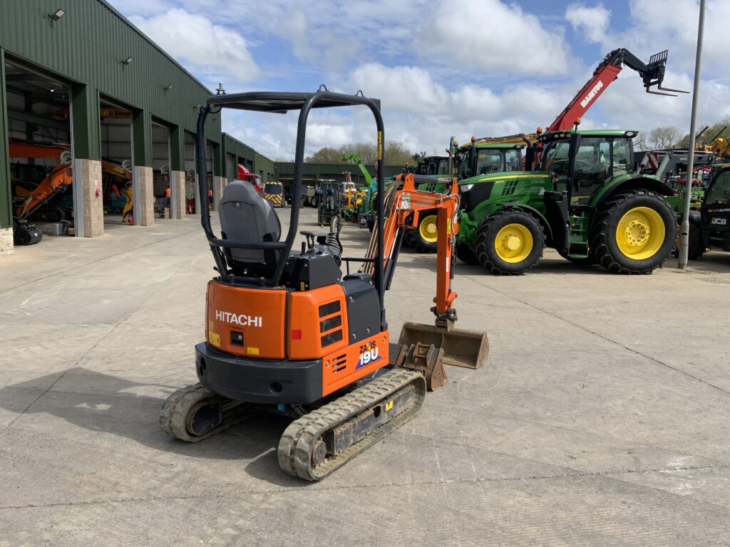 Hitachi Zaxis 19U-6 Digger (ST26444)