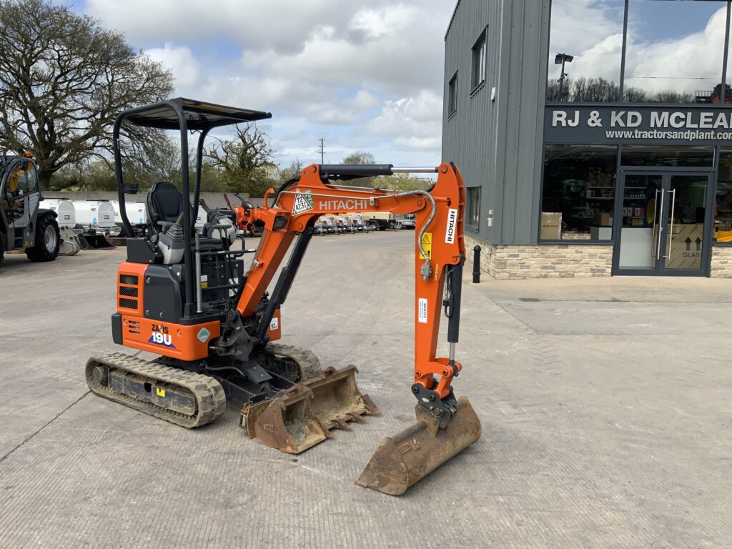 Hitachi Zaxis 19U-6 Digger (ST26444)