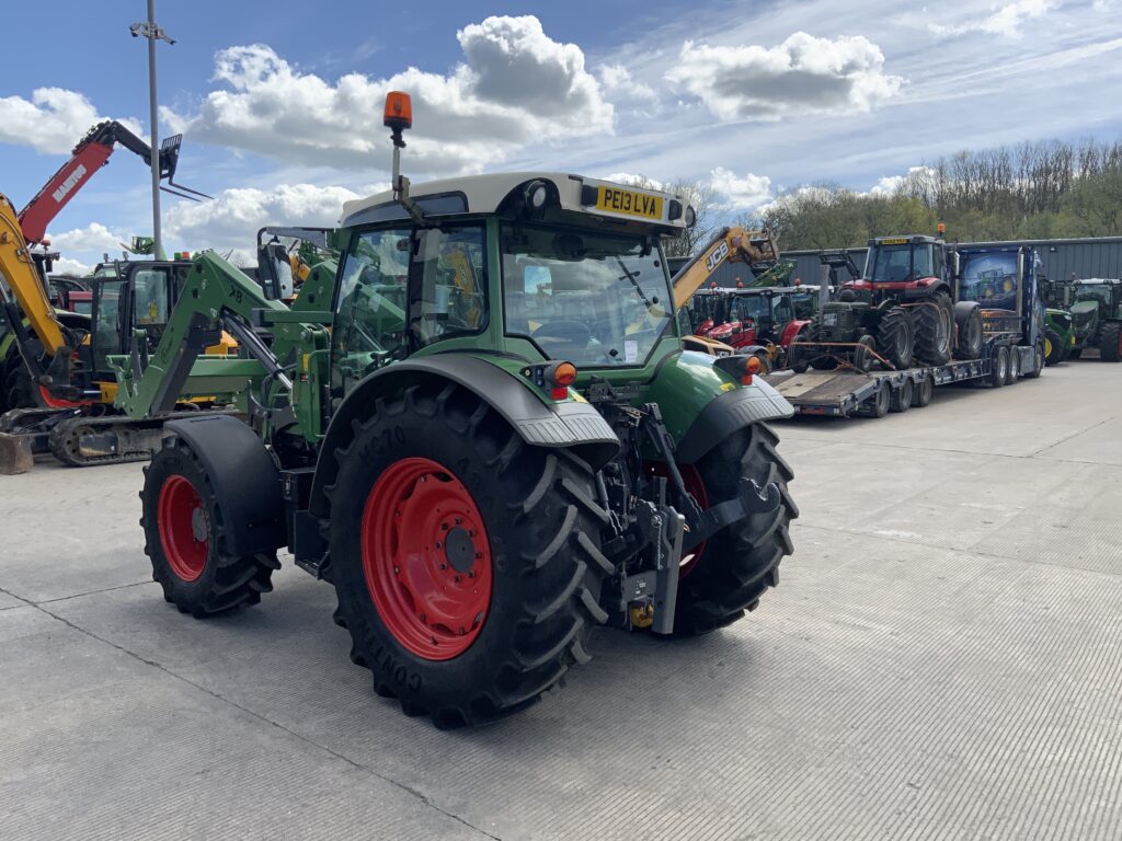 Fendt 210 Tractor (ST23988)