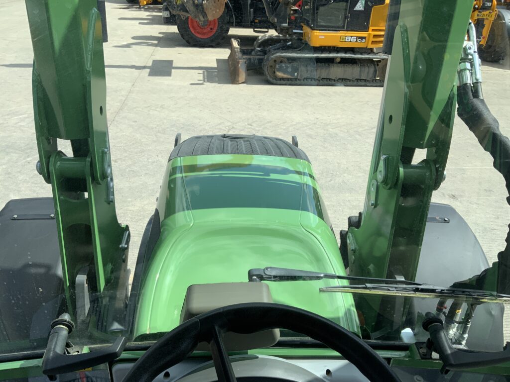 Fendt 210 Tractor (ST23988)