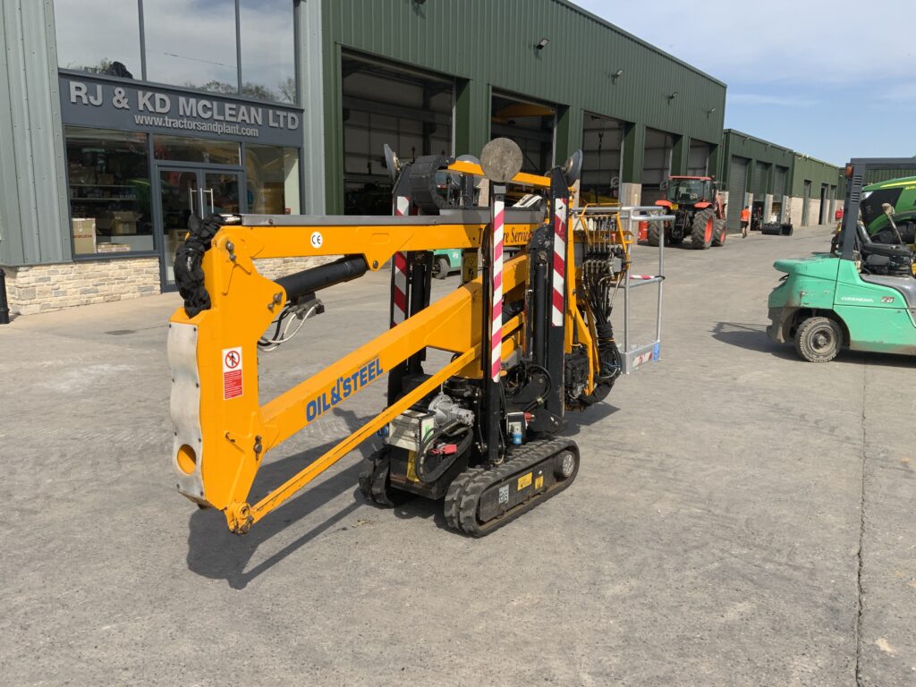 Oli & Steel Octopussy 1266 Tracked Telescopic Platform (ST25482)