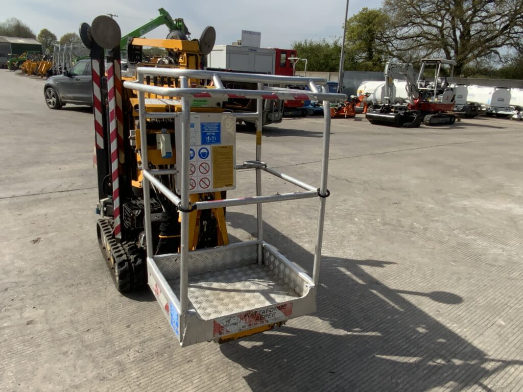 Oli & Steel Octopussy 1266 Tracked Telescopic Platform (ST25482)